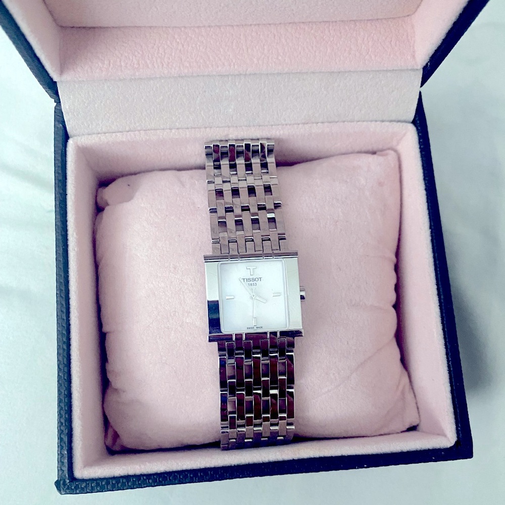‼️SOLD‼️Tissot women’s watch